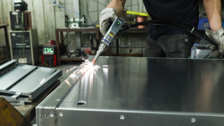 激光焊接機出口外貿流程(圖1) 激光焊接機出口外貿流程(圖1)