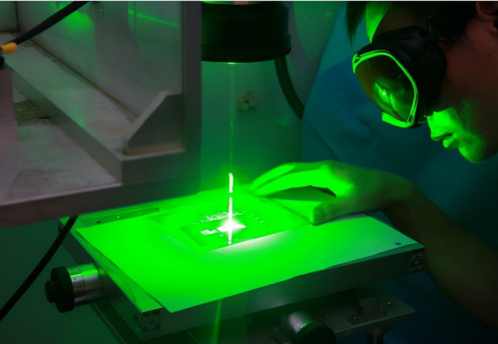 固體激光器檢測方法(圖1) 固體激光器檢測方法(圖1)